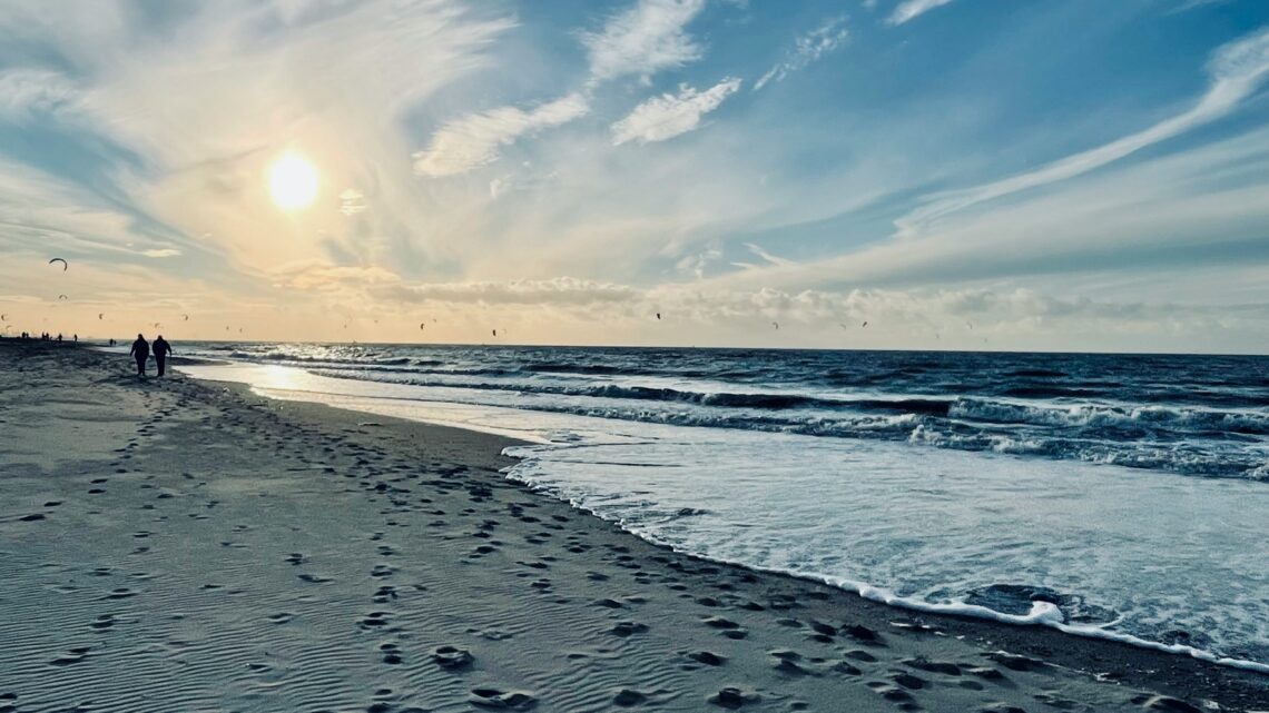 Plaża nad morzem podczas wakacji